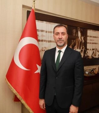 Başkan Yılmaz kampanyaya Nisan maaşını bağışladı